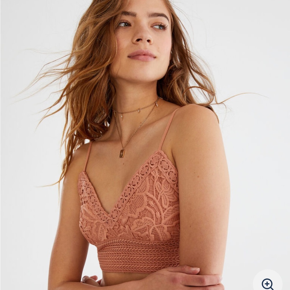🆕Aeropostale lace top